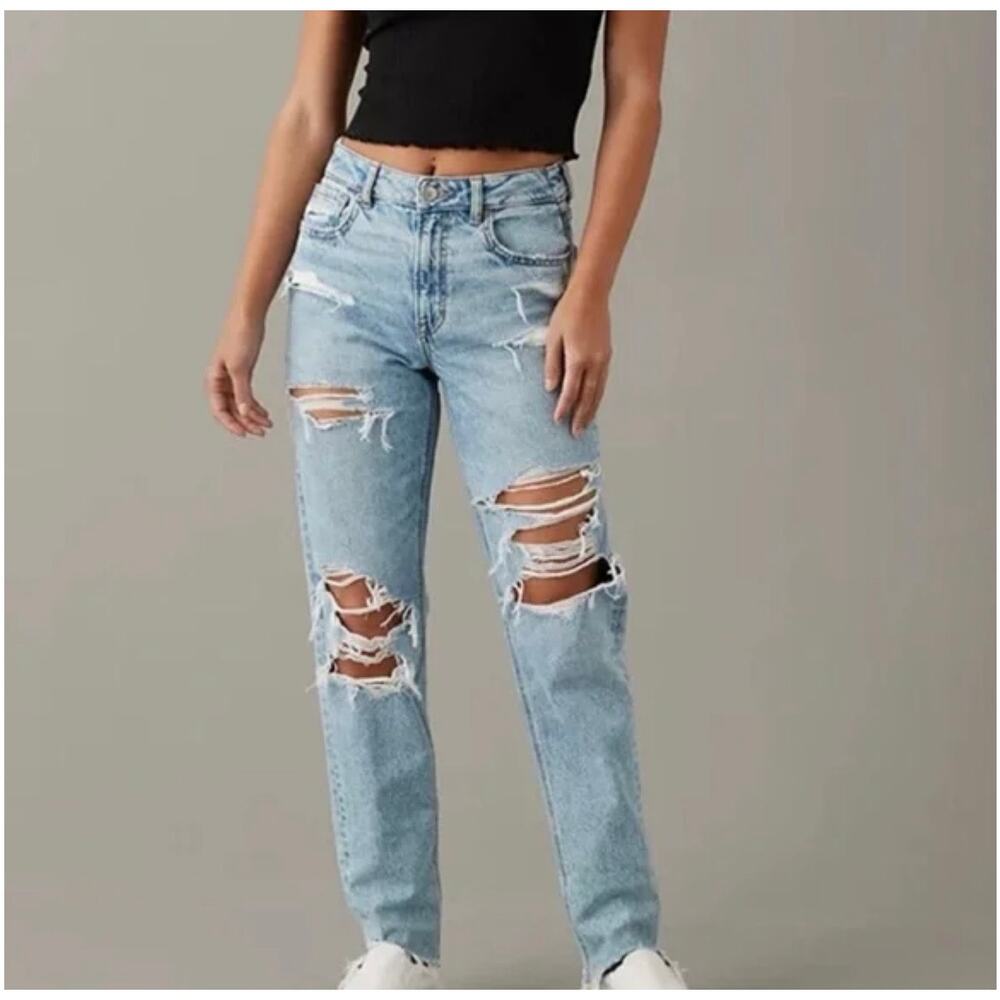 American Eagle Womens Sz 0 Short Denim Distressed Cotton Light Wash Mom Jeans